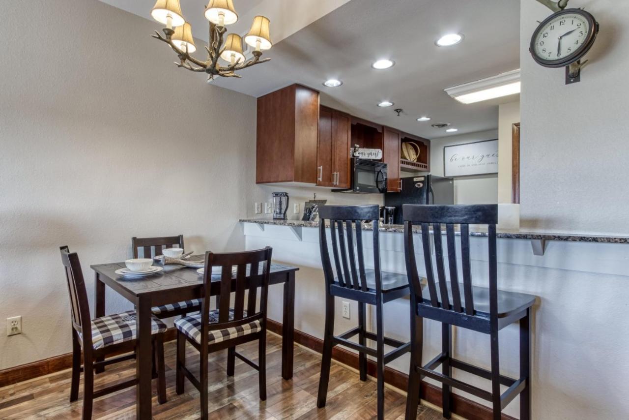 Gorgeous 2Bd 2Bth Condo With Mountain Views Pool Hot Tub Game Room Close To Parkway 鸽子谷 外观 照片