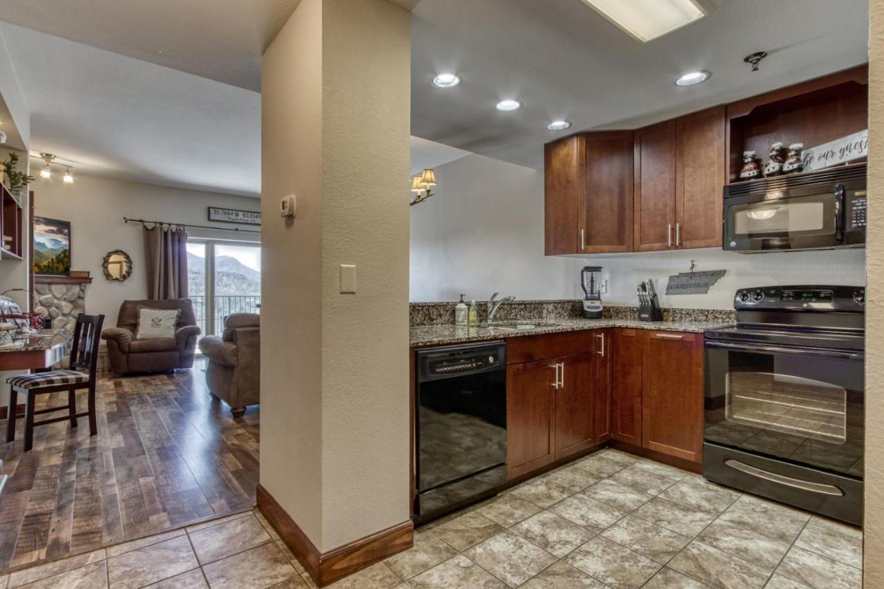 Gorgeous 2Bd 2Bth Condo With Mountain Views Pool Hot Tub Game Room Close To Parkway 鸽子谷 外观 照片