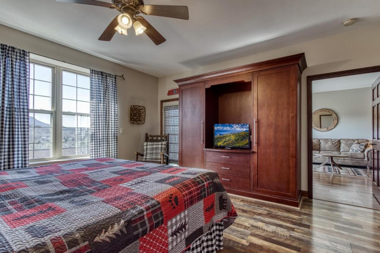 Gorgeous 2Bd 2Bth Condo With Mountain Views Pool Hot Tub Game Room Close To Parkway 鸽子谷 外观 照片