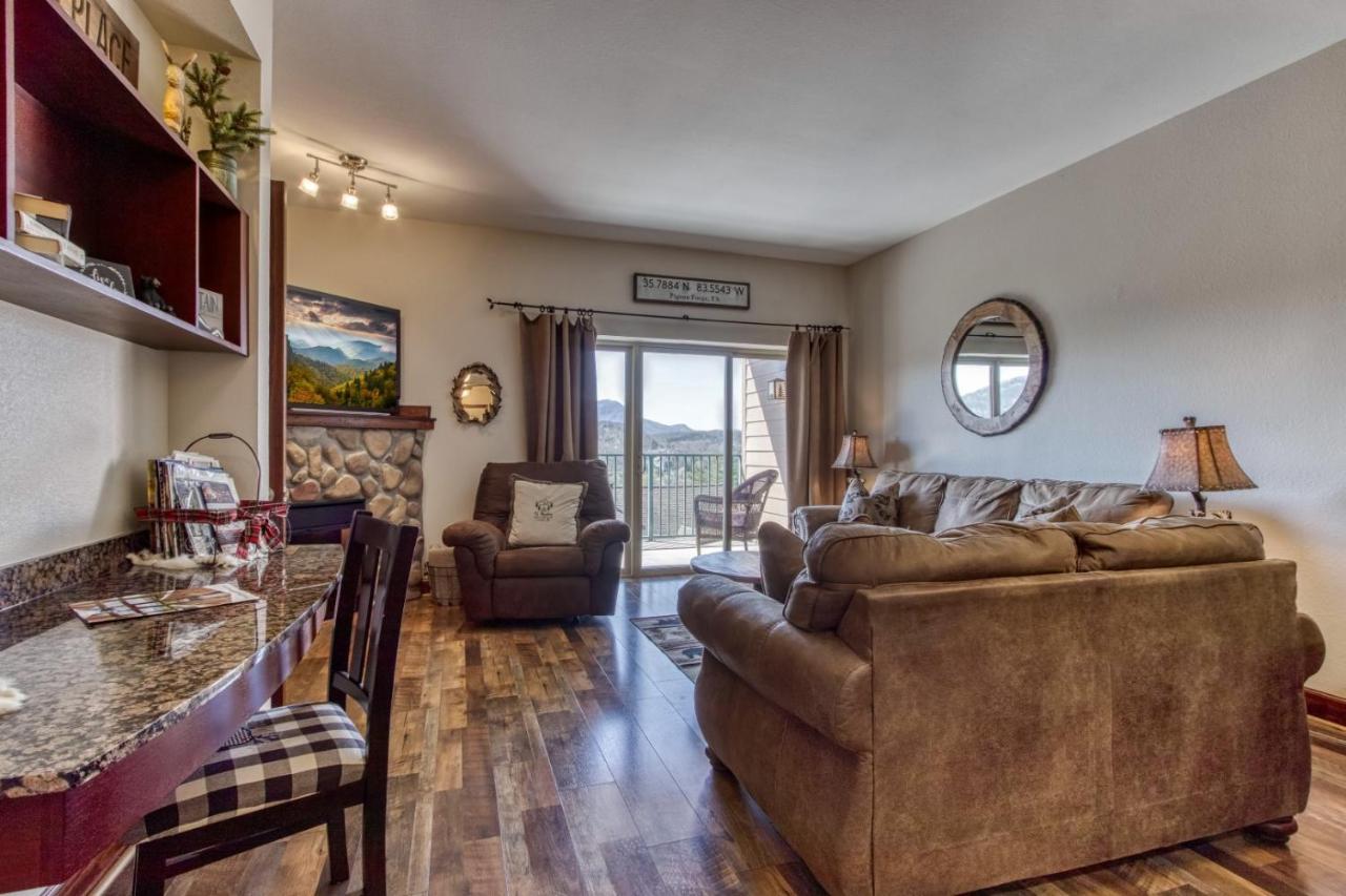 Gorgeous 2Bd 2Bth Condo With Mountain Views Pool Hot Tub Game Room Close To Parkway 鸽子谷 外观 照片