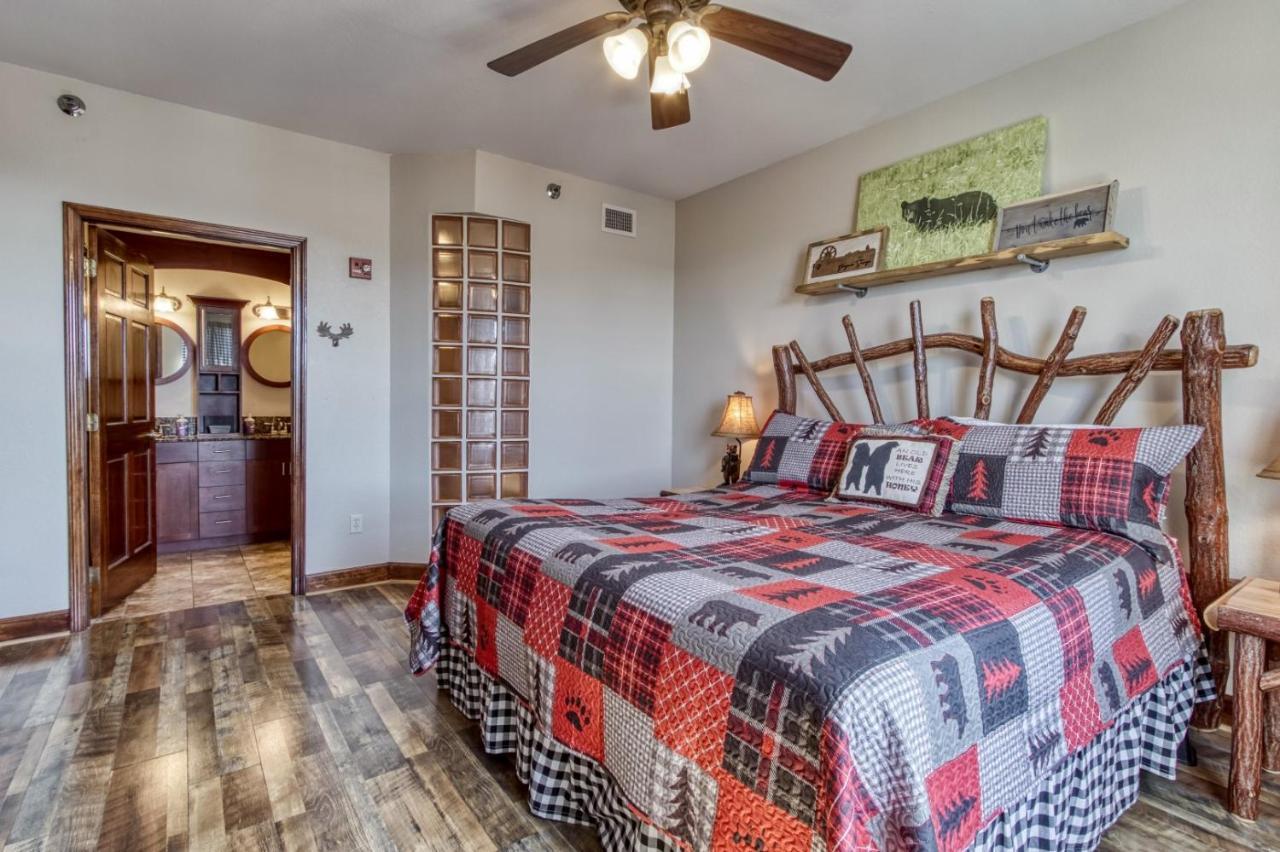 Gorgeous 2Bd 2Bth Condo With Mountain Views Pool Hot Tub Game Room Close To Parkway 鸽子谷 外观 照片